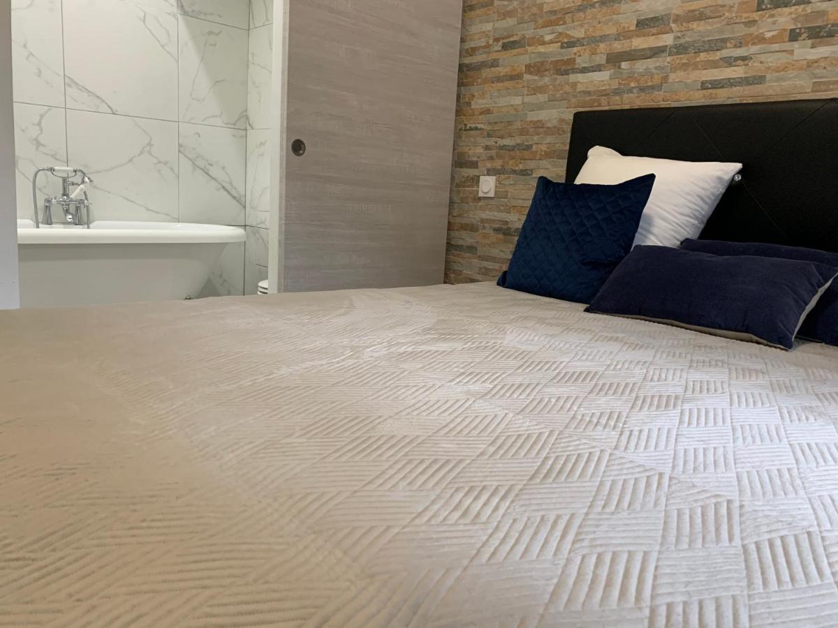 Le 31 Apartment